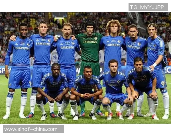 利物浦与车路士激战正酣谁将赢得英超巅峰对决的荣耀