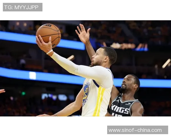 勇士与国王激战回放精彩瞬间分析及赛后点评